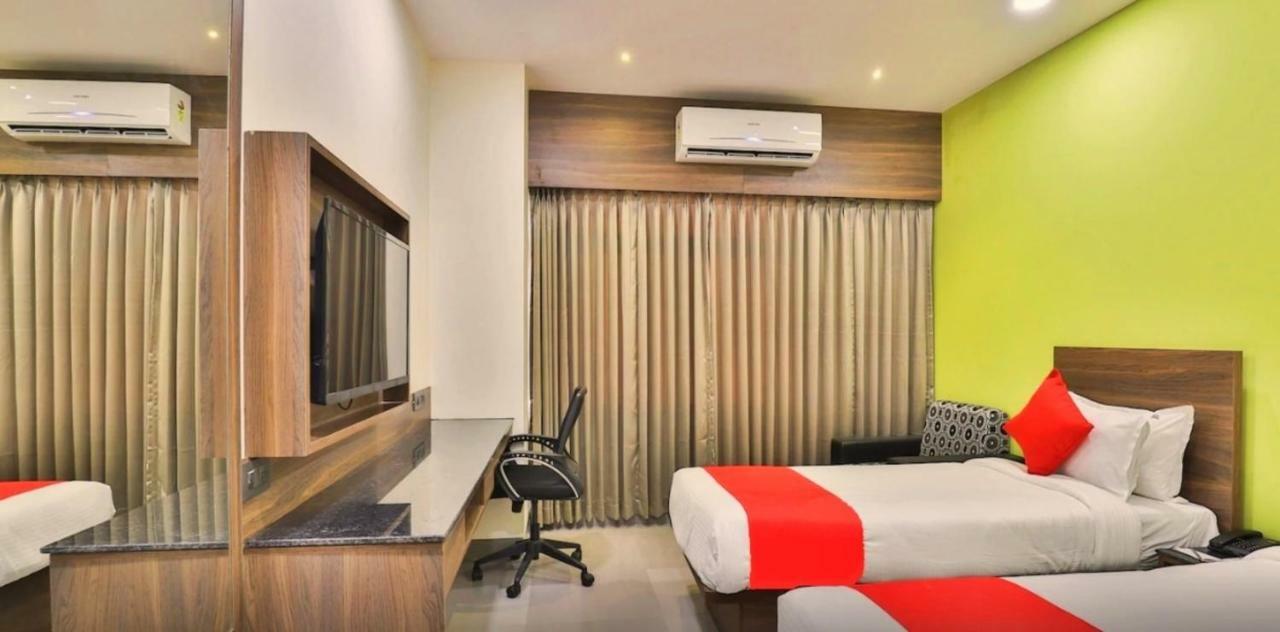 Genx Surat By 1589 Hotels Palsana  المظهر الخارجي الصورة
