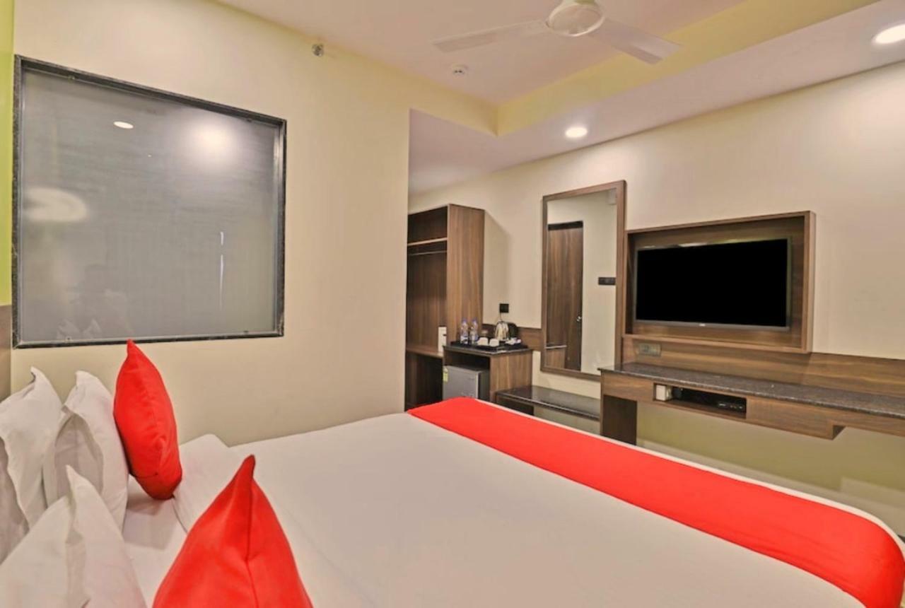 Genx Surat By 1589 Hotels Palsana  المظهر الخارجي الصورة